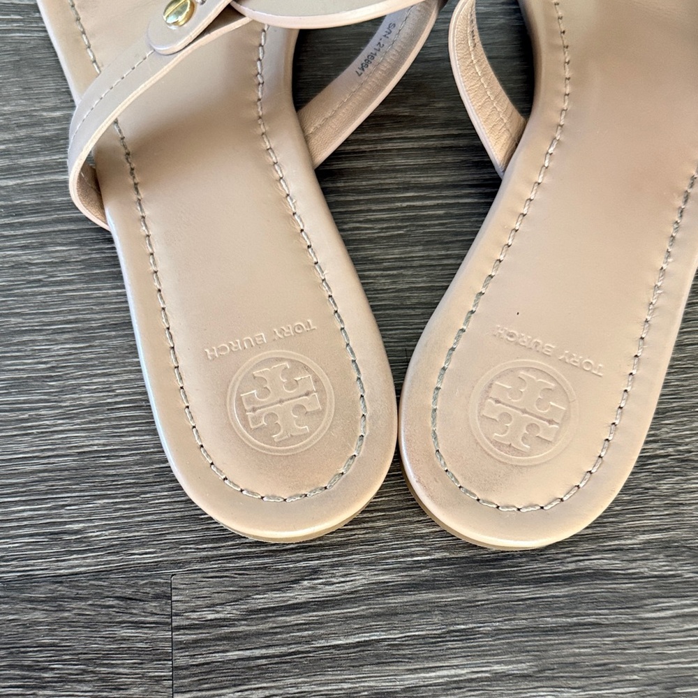 Tory Burch Miller Sandals (Light Sand / Size: 8.5) - Picture 5 of 6